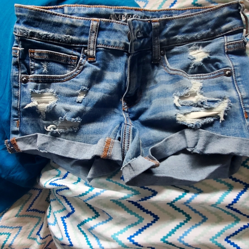 American Eagle Low Rise Shortie